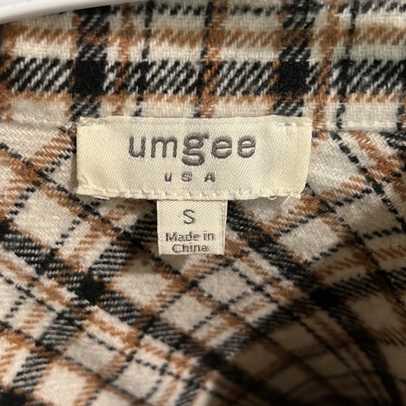 Shacket - Picture 6 of 6